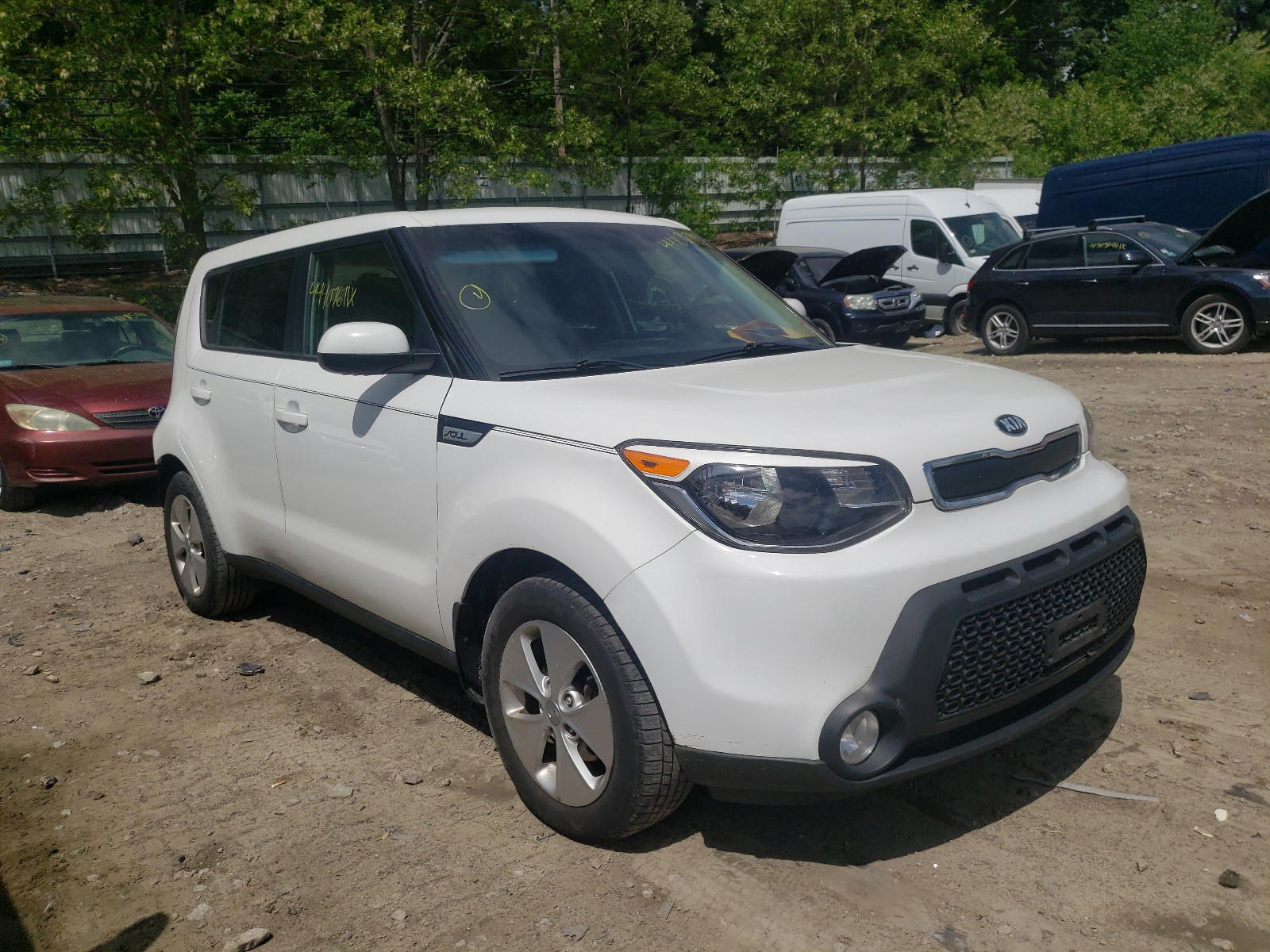 KIA SOUL 2015 with VIN KNDJN2A26F7158358 - Photo from auction