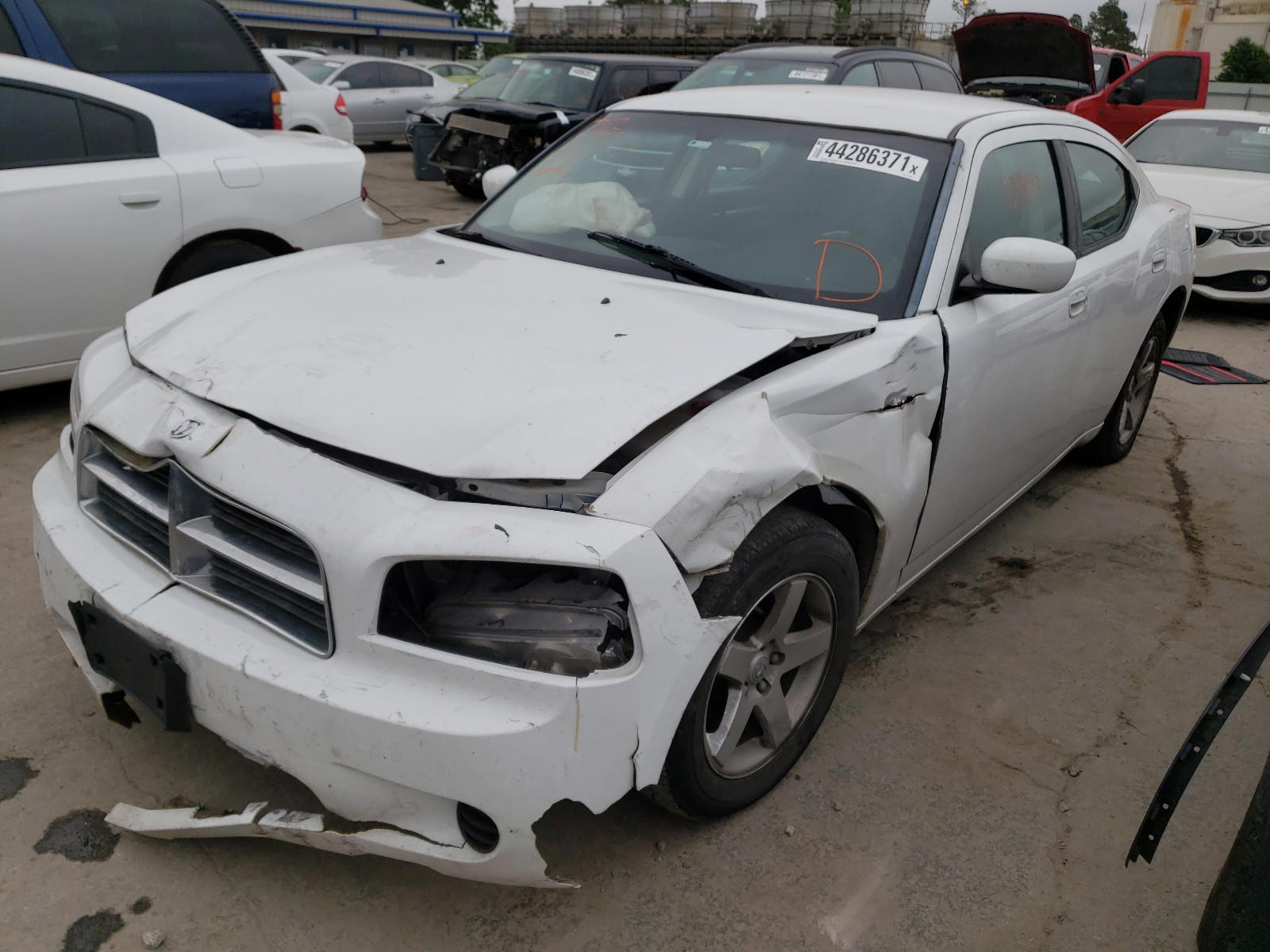 Photo 2 from auction – 2010 DODGE CHARGER with VIN 2B3CA4CD4AH281363