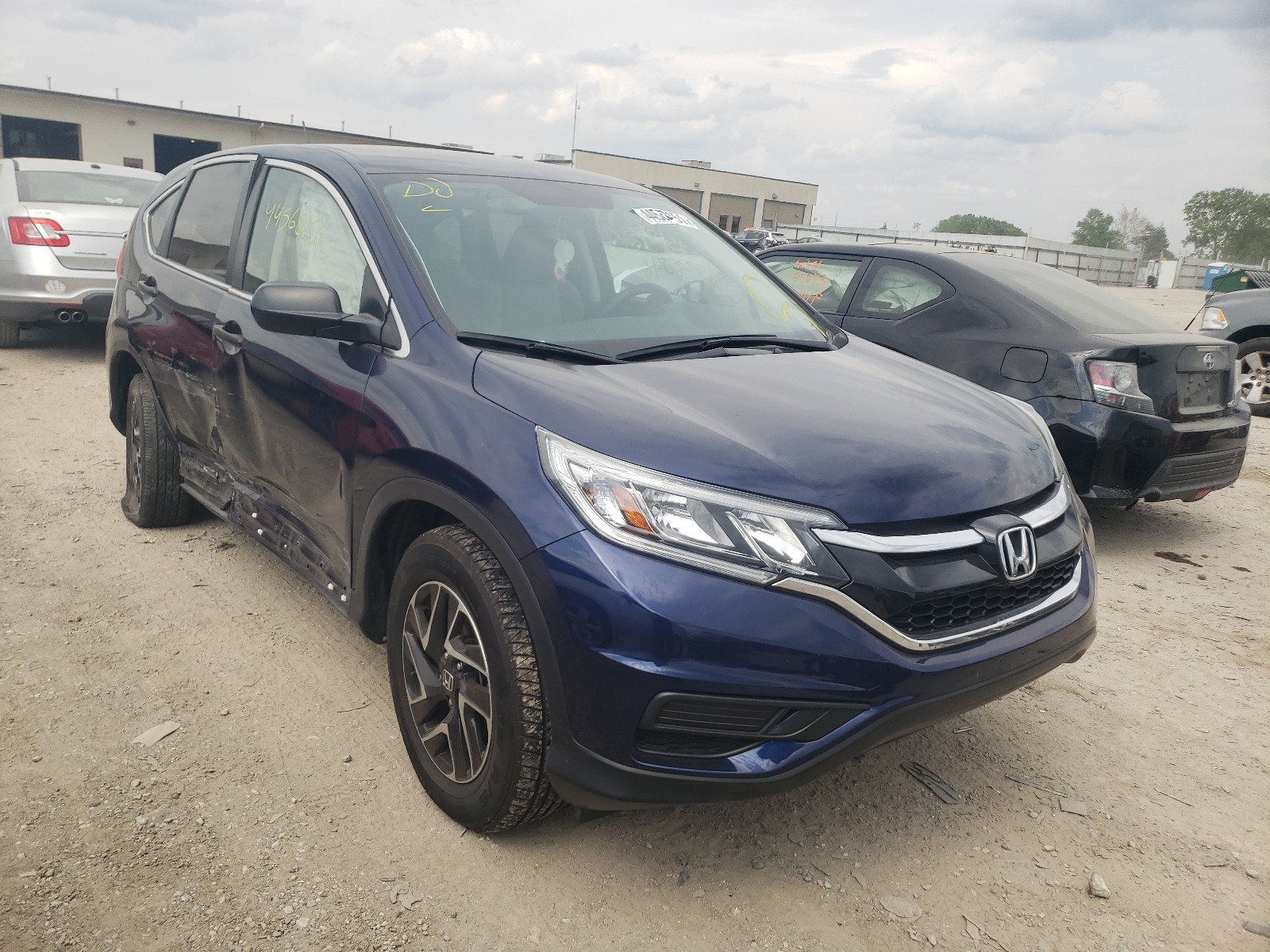 HONDA CR-V SE 2016 with VIN 5J6RM4H48GL126703 - Photo from auction