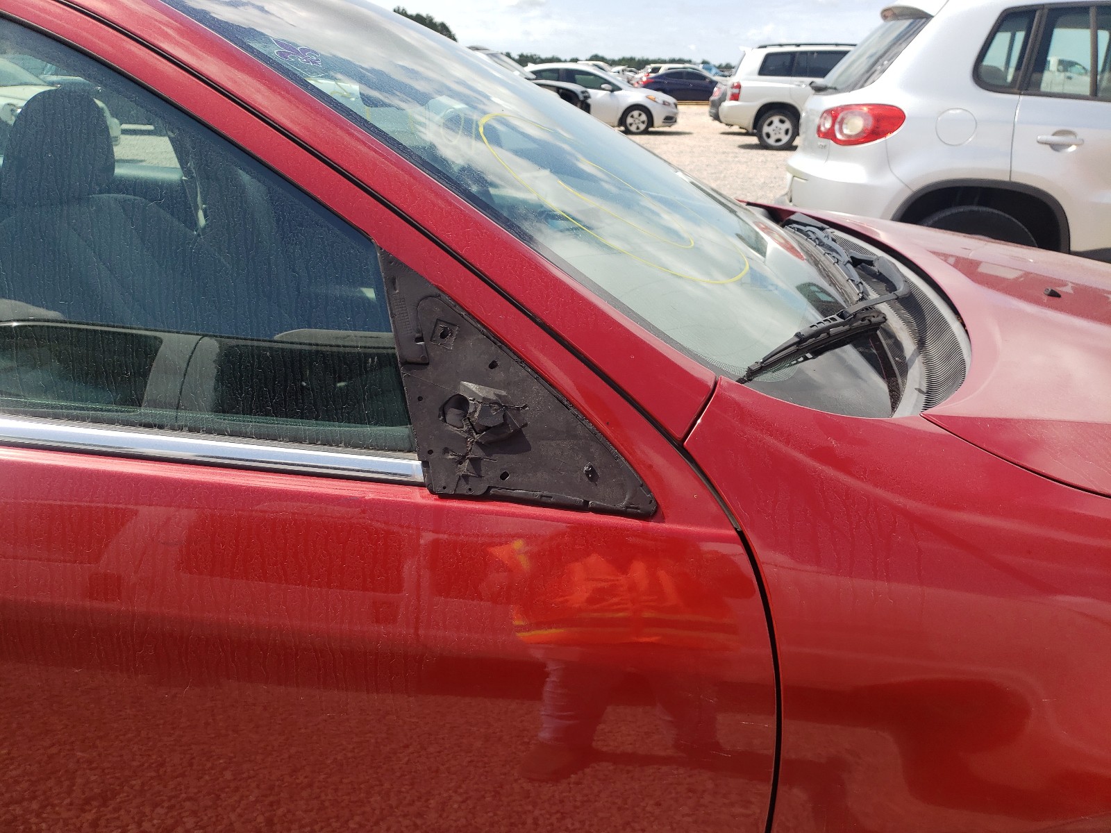 Photo 9 from auction – 2010 FORD FUSION SE with VIN 3FAHP0HG2AR138596