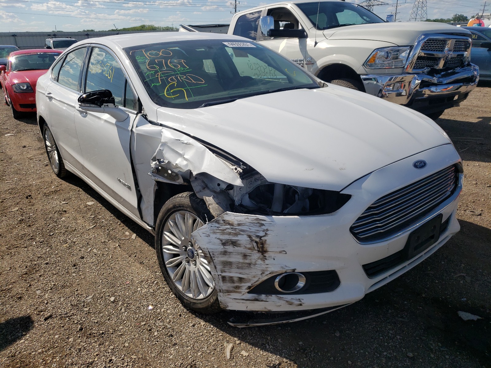 FORD FUSION SE 2013 with VIN 3FA6P0LU2DR295747 - Photo from auction