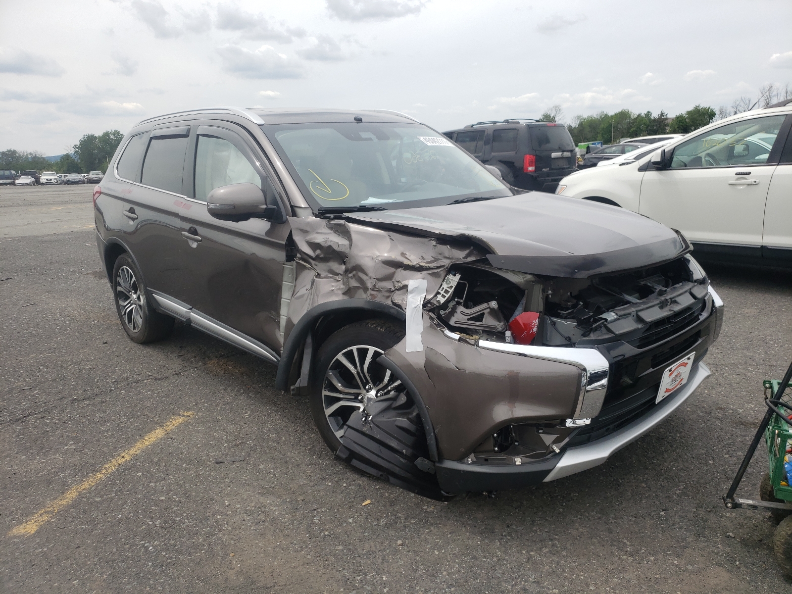Photo 1 from auction – 2017 MITSUBISHI OUTLANDER with VIN JA4JZ4AX8HZ022228