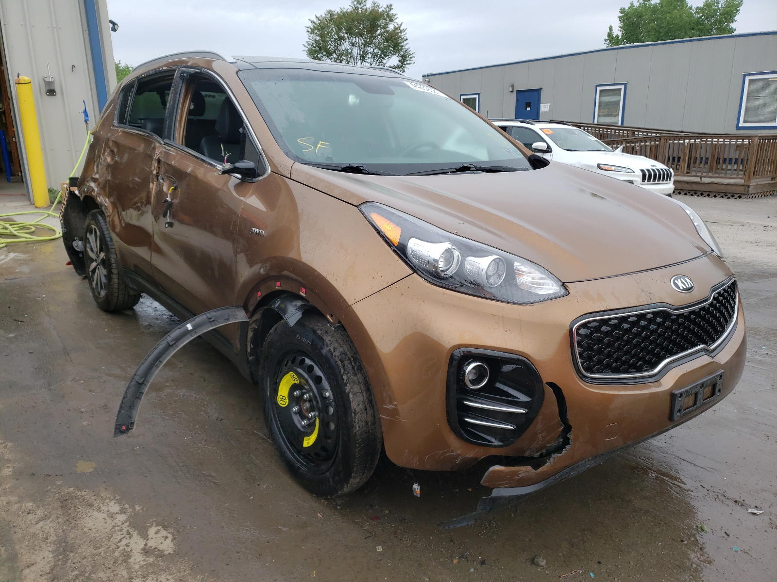 KIA SPORTAGE E 2017 with VIN KNDPNCAC0H7174860 - Photo from auction