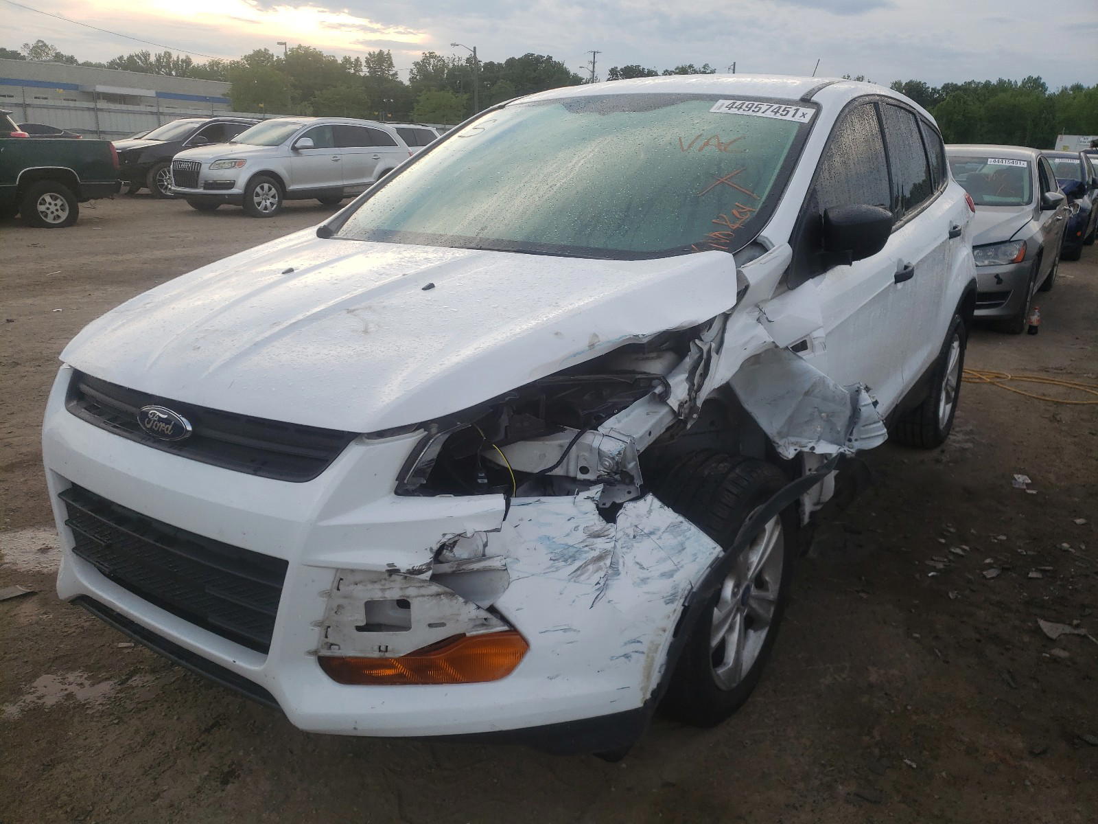 Photo 2 from auction – 2014 FORD ESCAPE S with VIN 1FMCU0F79EUE49730