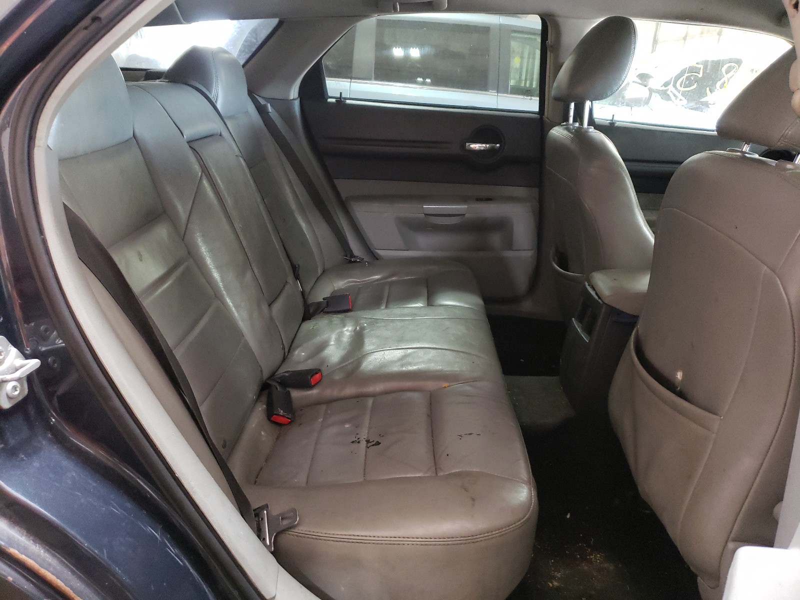 Photo 6 from auction – 2007 DODGE MAGNUM SXT with VIN 2D4FV47V77H734938