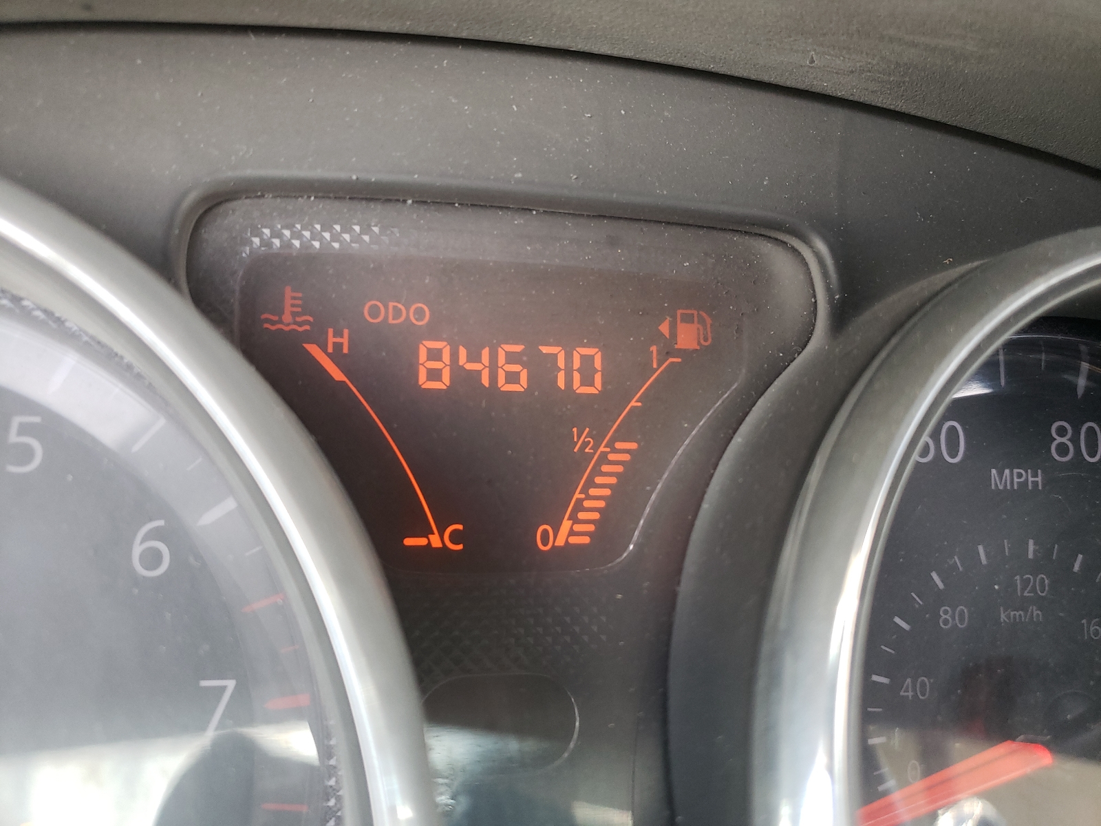 Photo 8 from auction – 2014 NISSAN VERSA S with VIN 3N1CN7AP6EL802164
