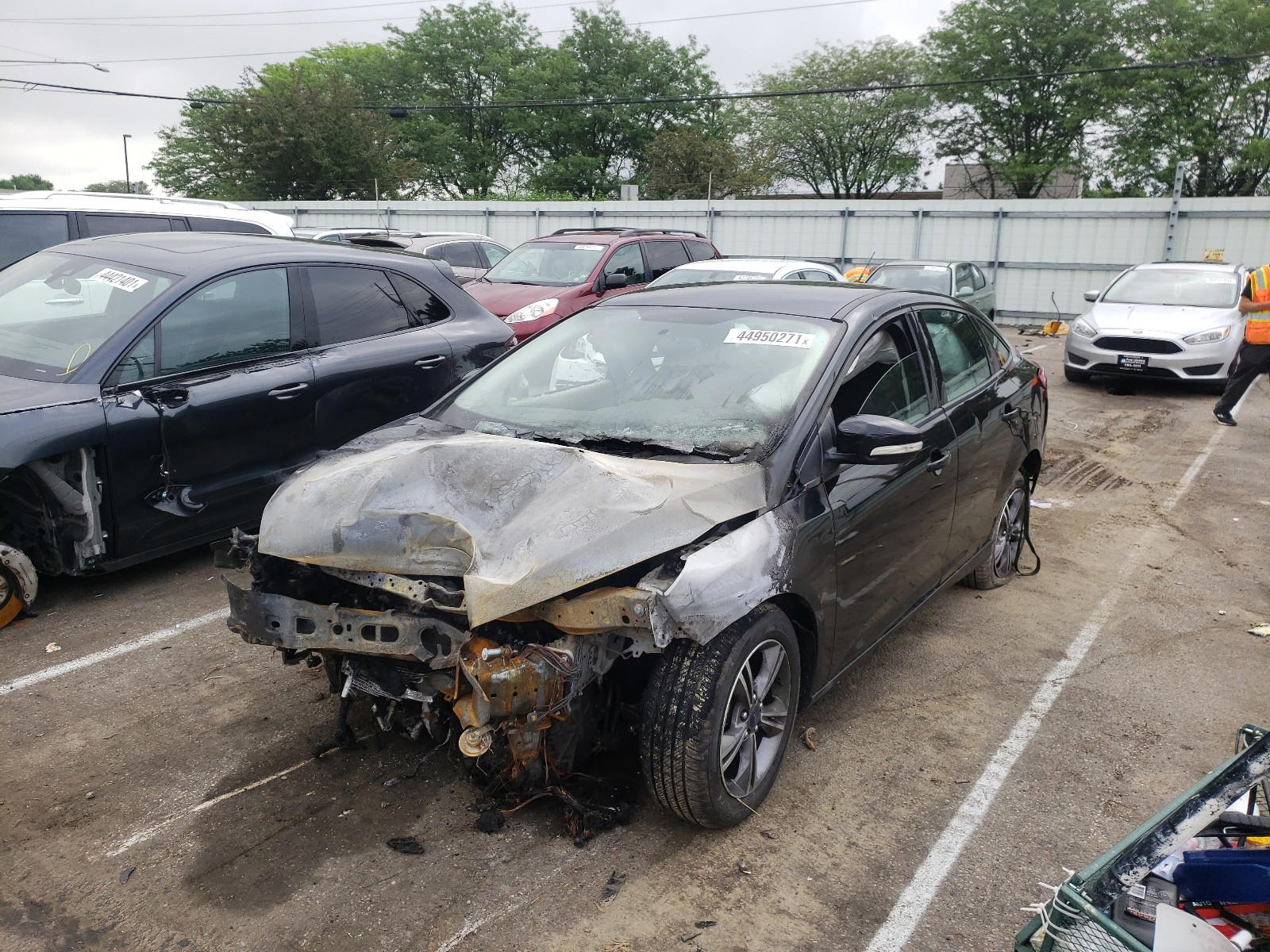 Photo 2 from auction – 2017 FORD FOCUS SE with VIN 1FADP3FE6HL292545