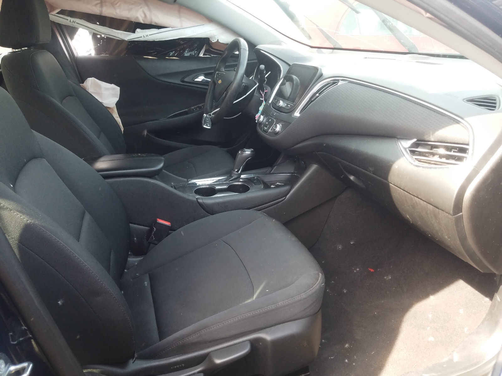 Photo 5 from auction – 2017 CHEVROLET MALIBU LT with VIN 1G1ZE5ST7HF126760