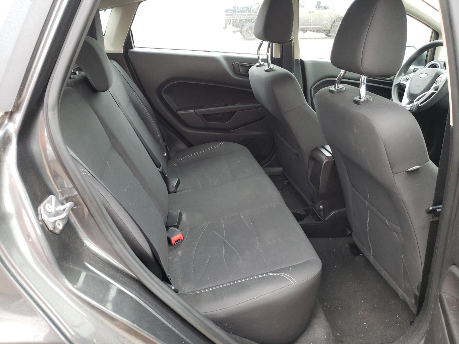 Photo 6 from auction – 2017 FORD FIESTA SE with VIN 3FADP4EJ3HM110383
