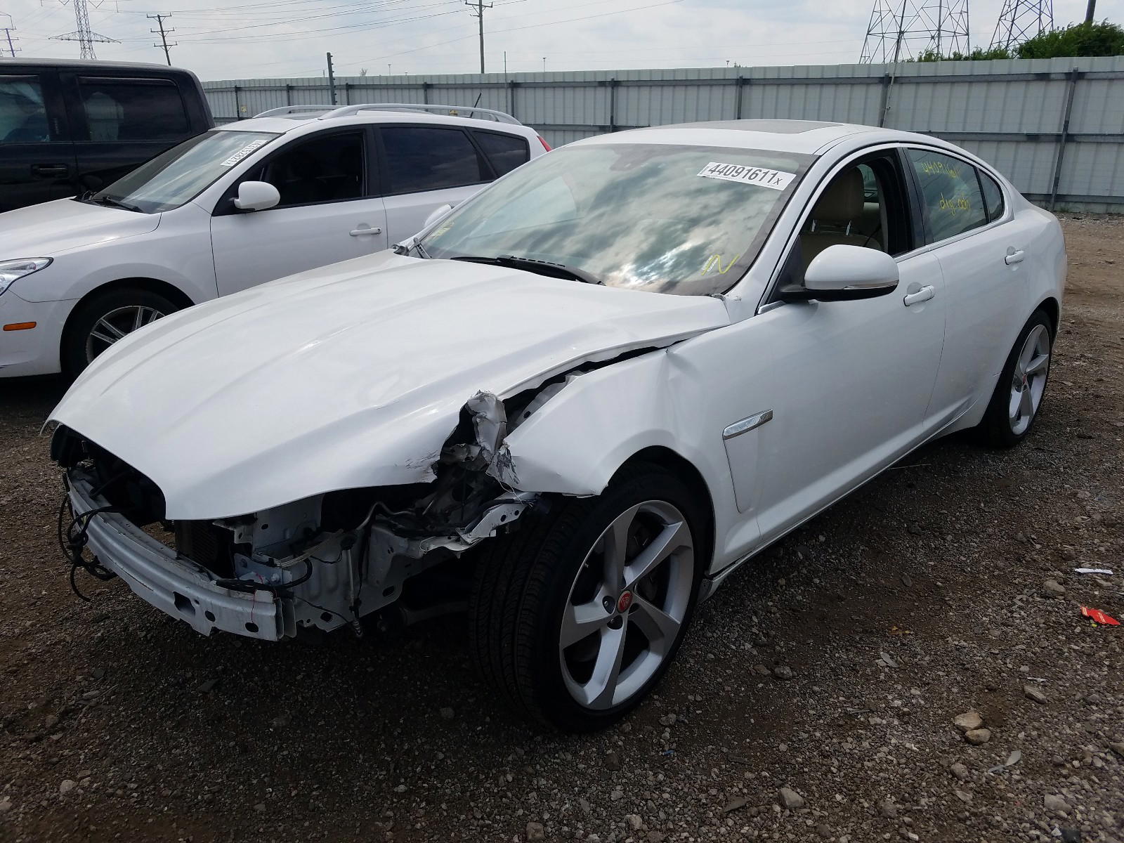 Photo 2 from auction – 2012 JAGUAR XF with VIN SAJWA0FB5CLS29357