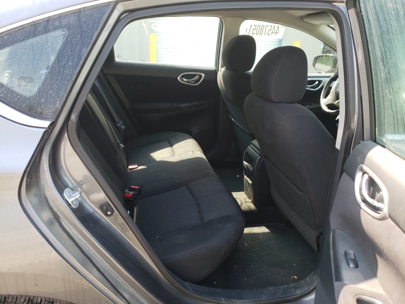 Photo 6 from auction – 2015 NISSAN SENTRA S with VIN 3N1AB7AP1FY251209