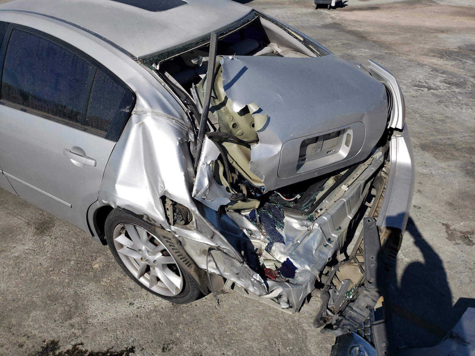 Photo 9 from auction – 2004 NISSAN MAXIMA SE with VIN 1N4BA41E74C840830