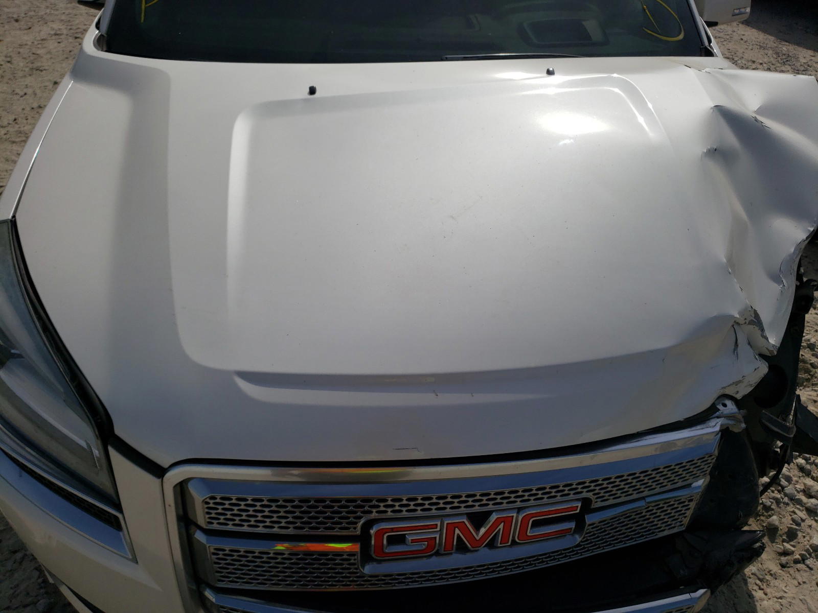 Photo 7 from auction – 2014 GMC ACADIA DEN with VIN 1GKKVTKD0EJ287549