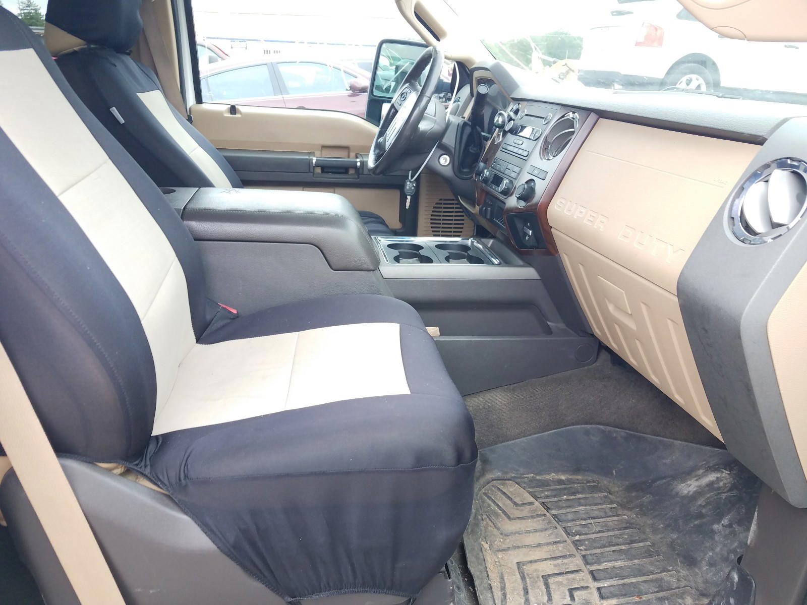 Photo 5 from auction – 2011 FORD F250 SUPER with VIN 1FT7W2BT4BEA01593