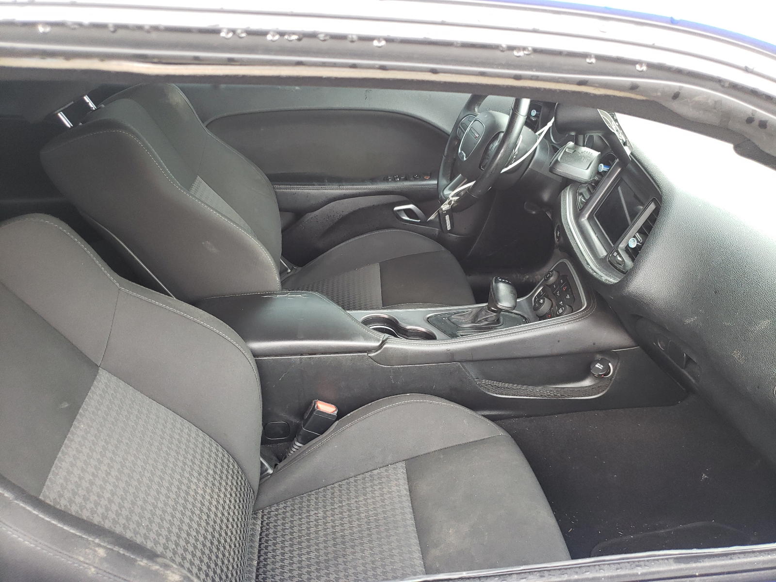 Photo 5 from auction – 2019 DODGE CHALLENGER with VIN 2C3CDZBT8KH593896