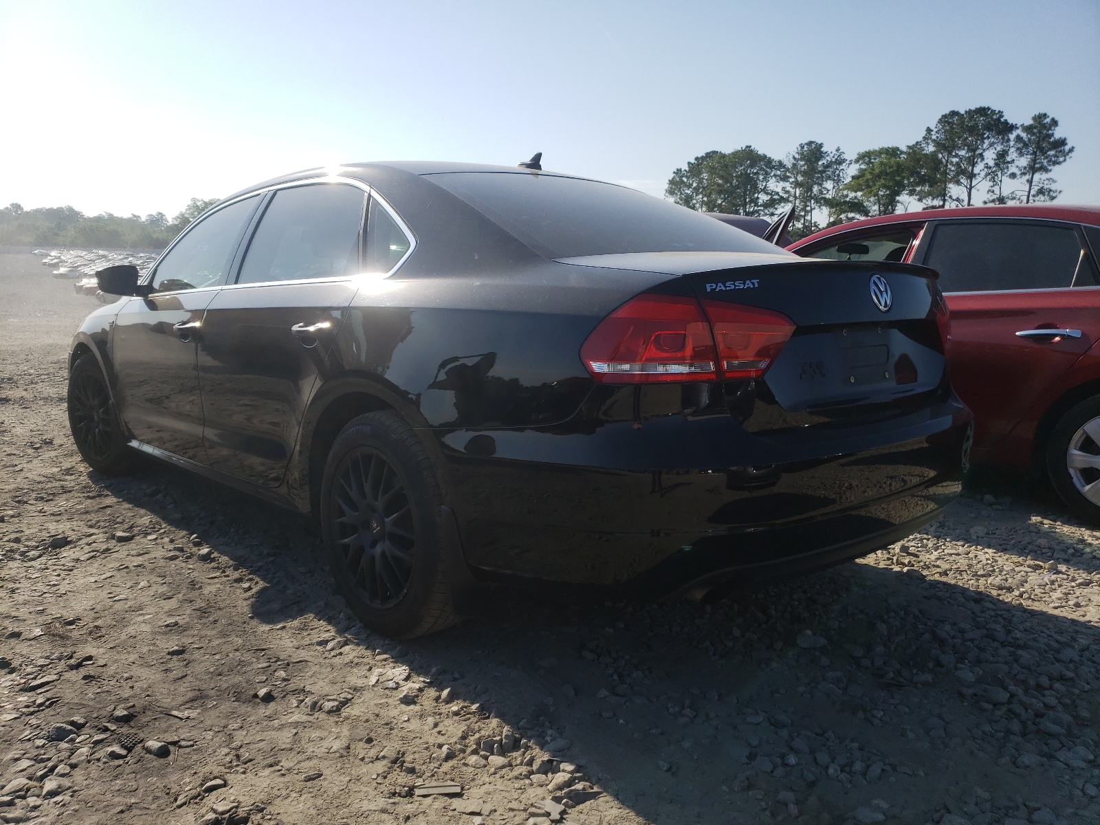 Photo 3 from auction – 2015 VOLKSWAGEN PASSAT S with VIN 1VWAS7A33FC117866