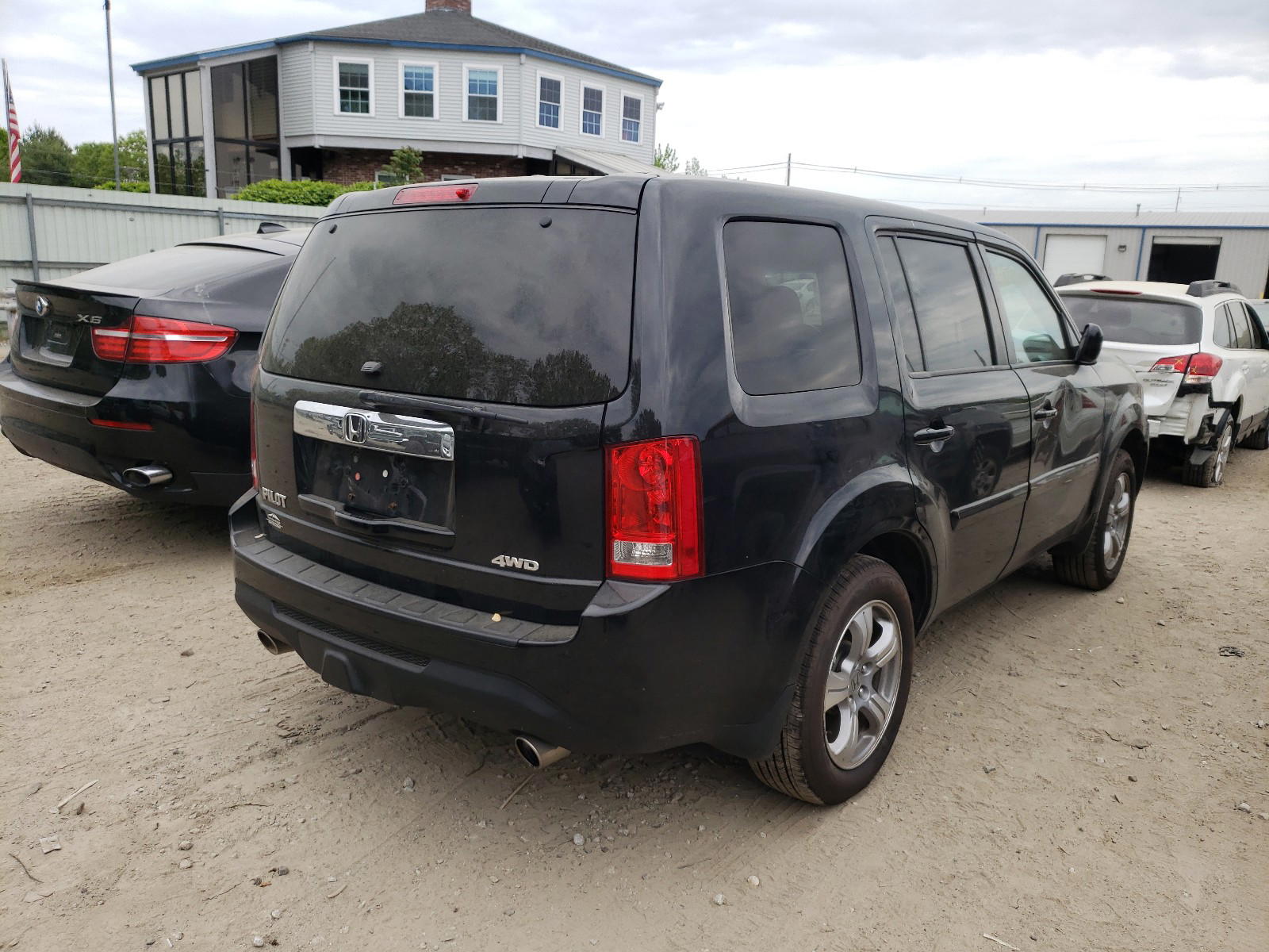 Photo 4 from auction – 2014 HONDA PILOT EXL with VIN 5FNYF4H56EB053321