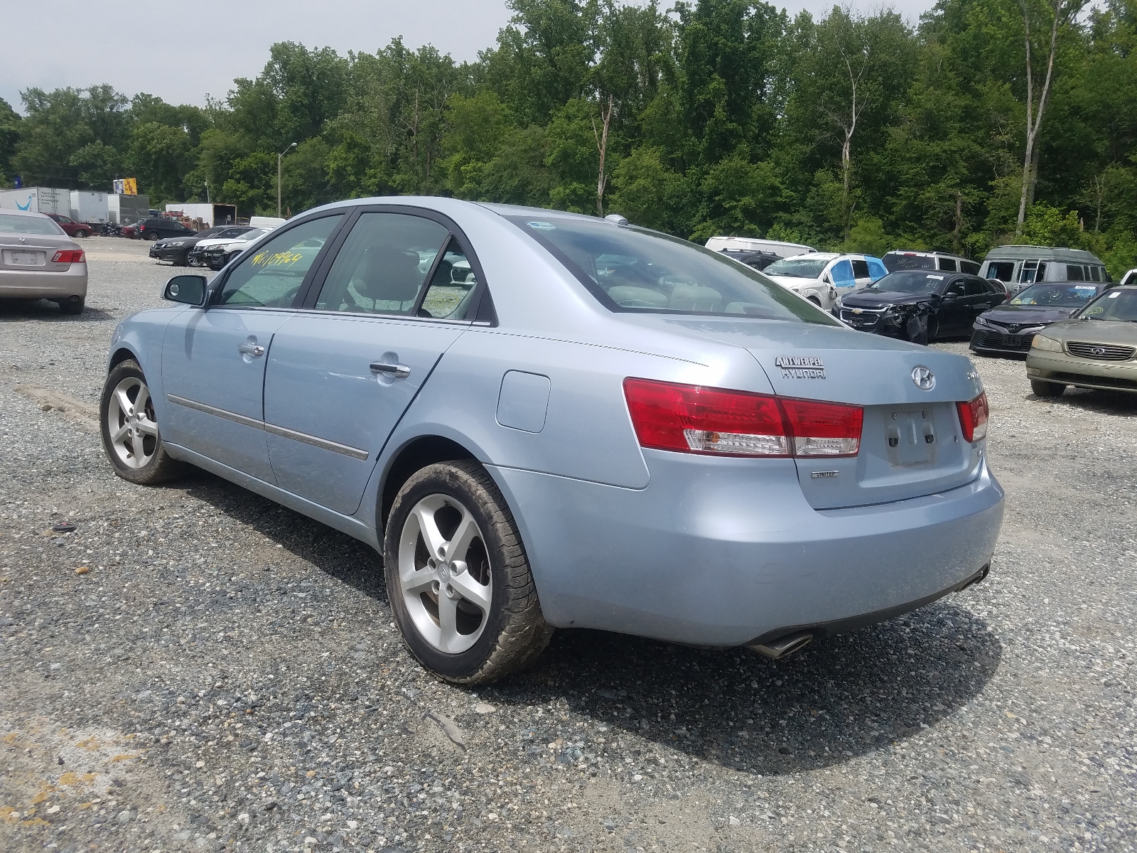 Photo 3 from auction – 2008 HYUNDAI SONATA SE with VIN 5NPEU46FX8H298911