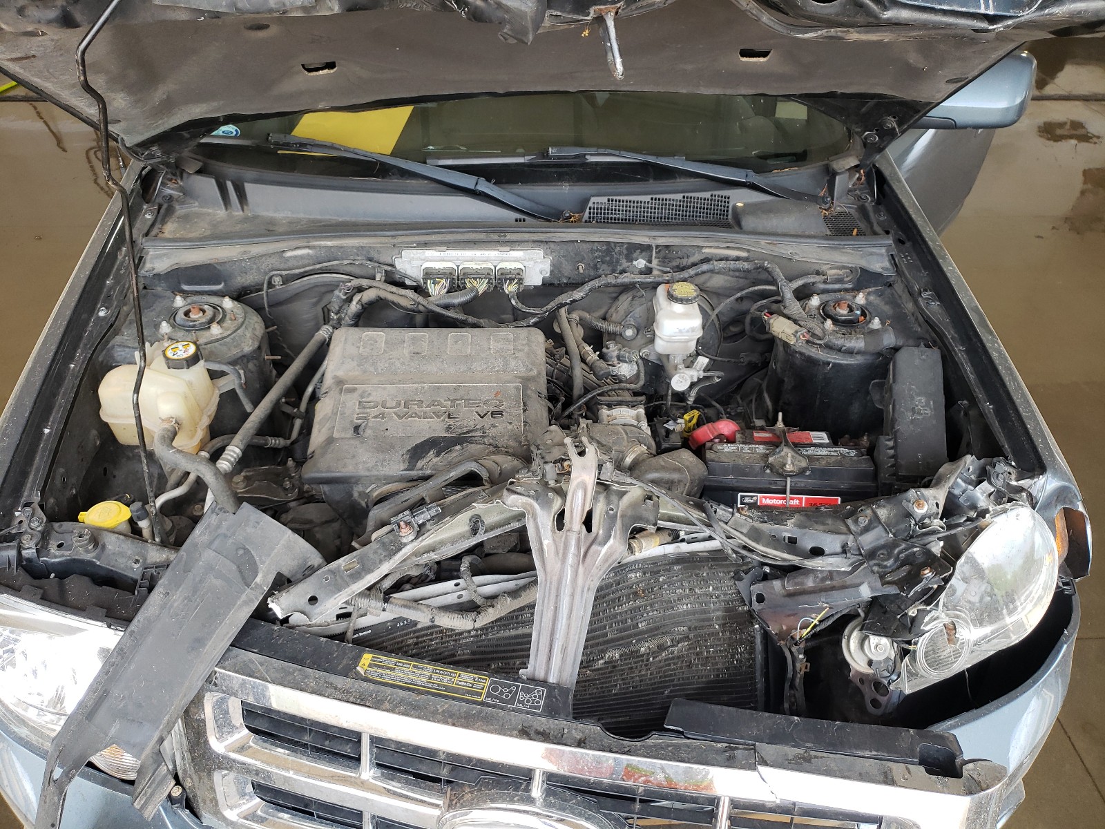Zdjęcie 7 z aukcji – 2010 FORD ESCAPE LIM z VIN 1FMCU0EG6AKD05737