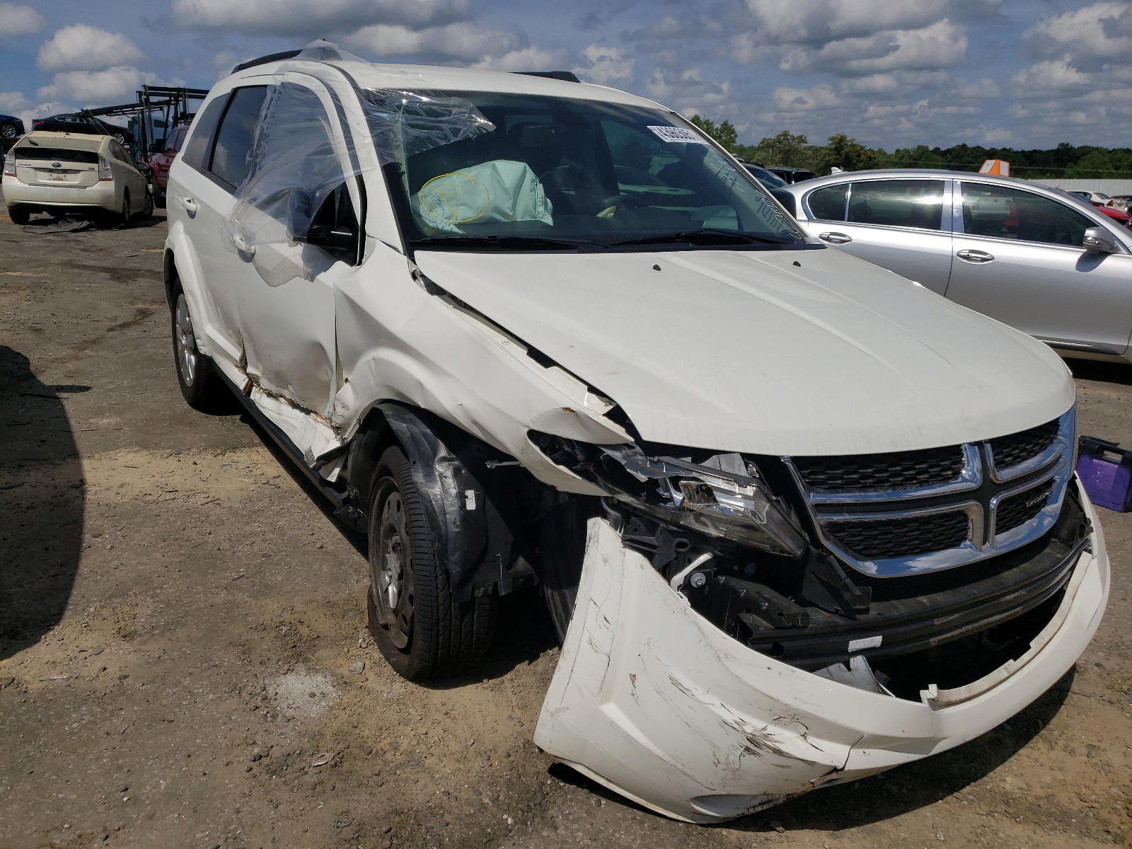 DODGE JOURNEY 2018 with VIN 3C4PDCAB4JT524406 - Photo from auction
