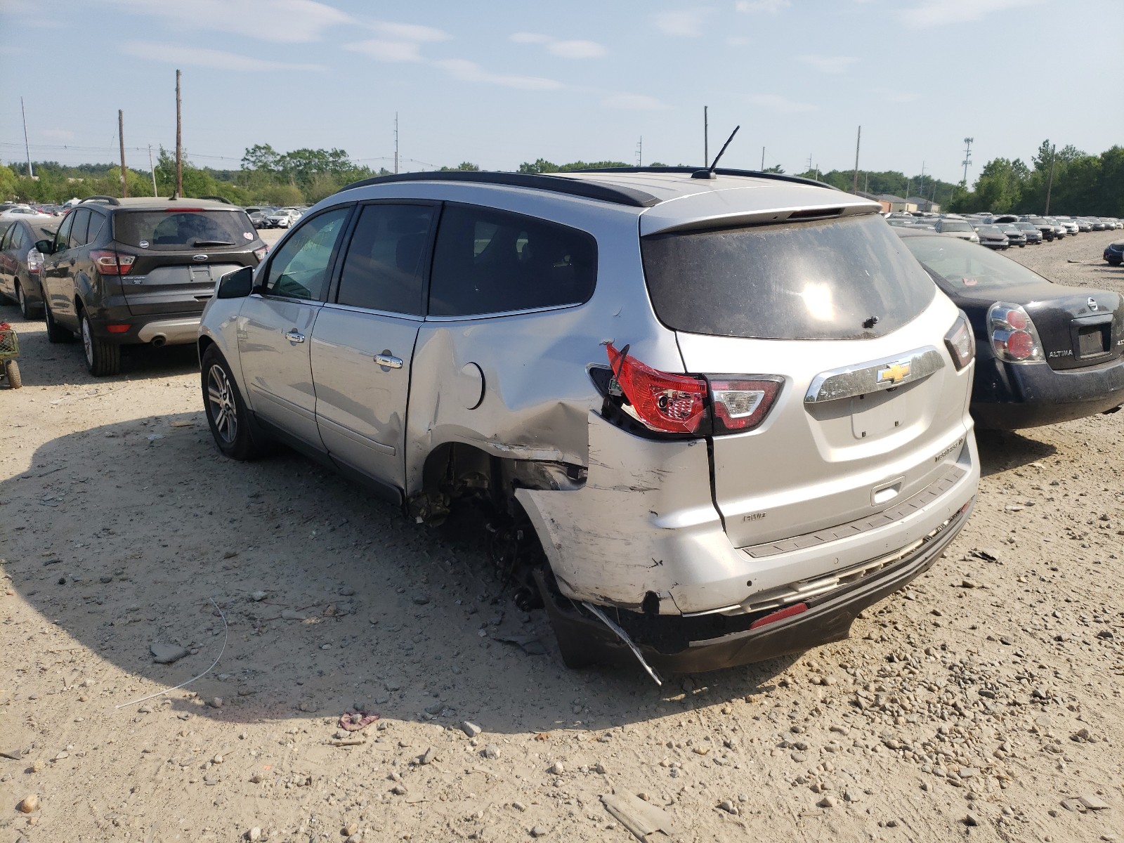 Photo 3 from auction – 2015 CHEVROLET TRAVERSE L with VIN 1GNKVHKD8FJ290345