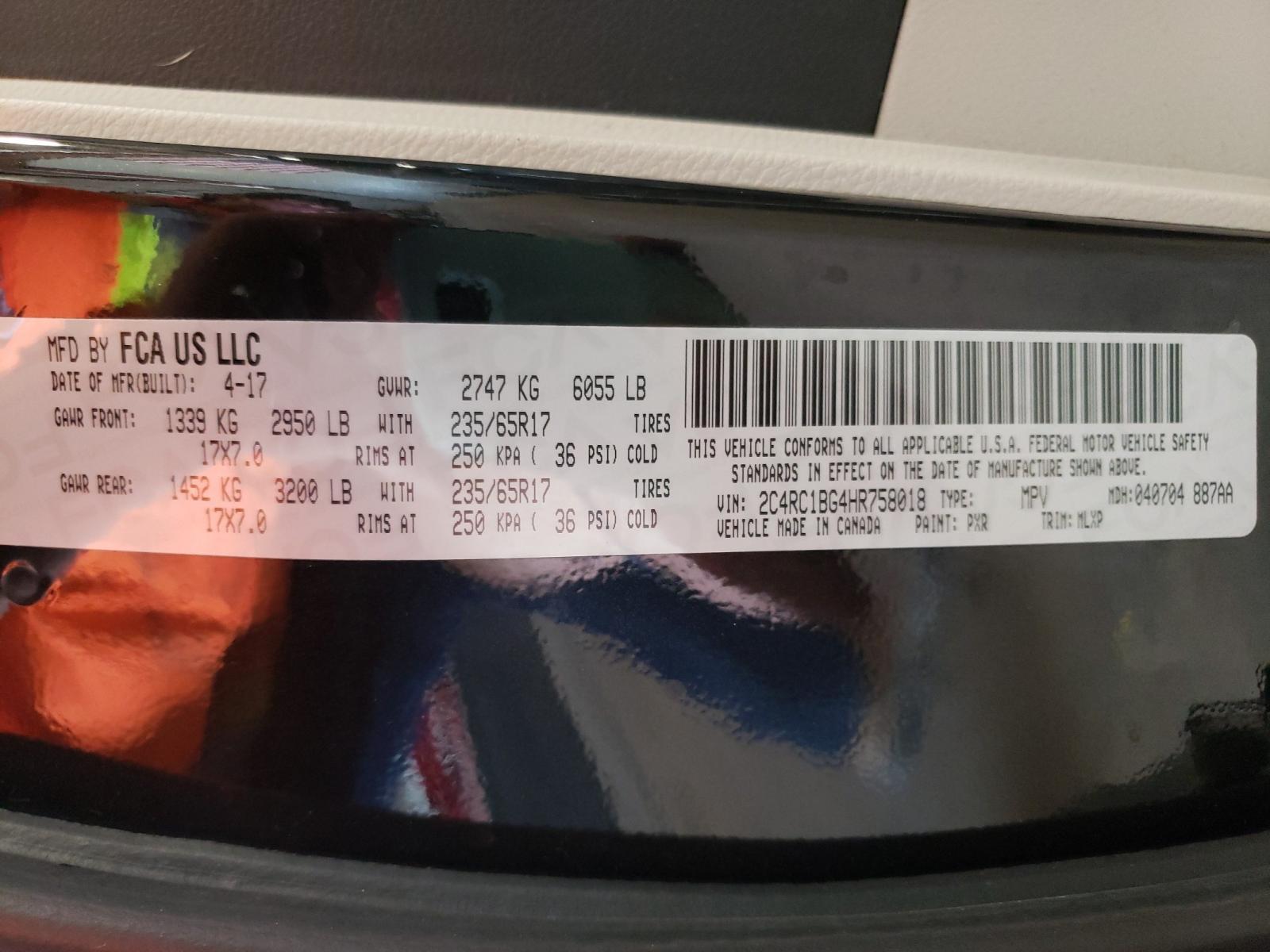 Photo 10 from auction – 2017 CHRYSLER PACIFICA T with VIN 2C4RC1BG4HR758018