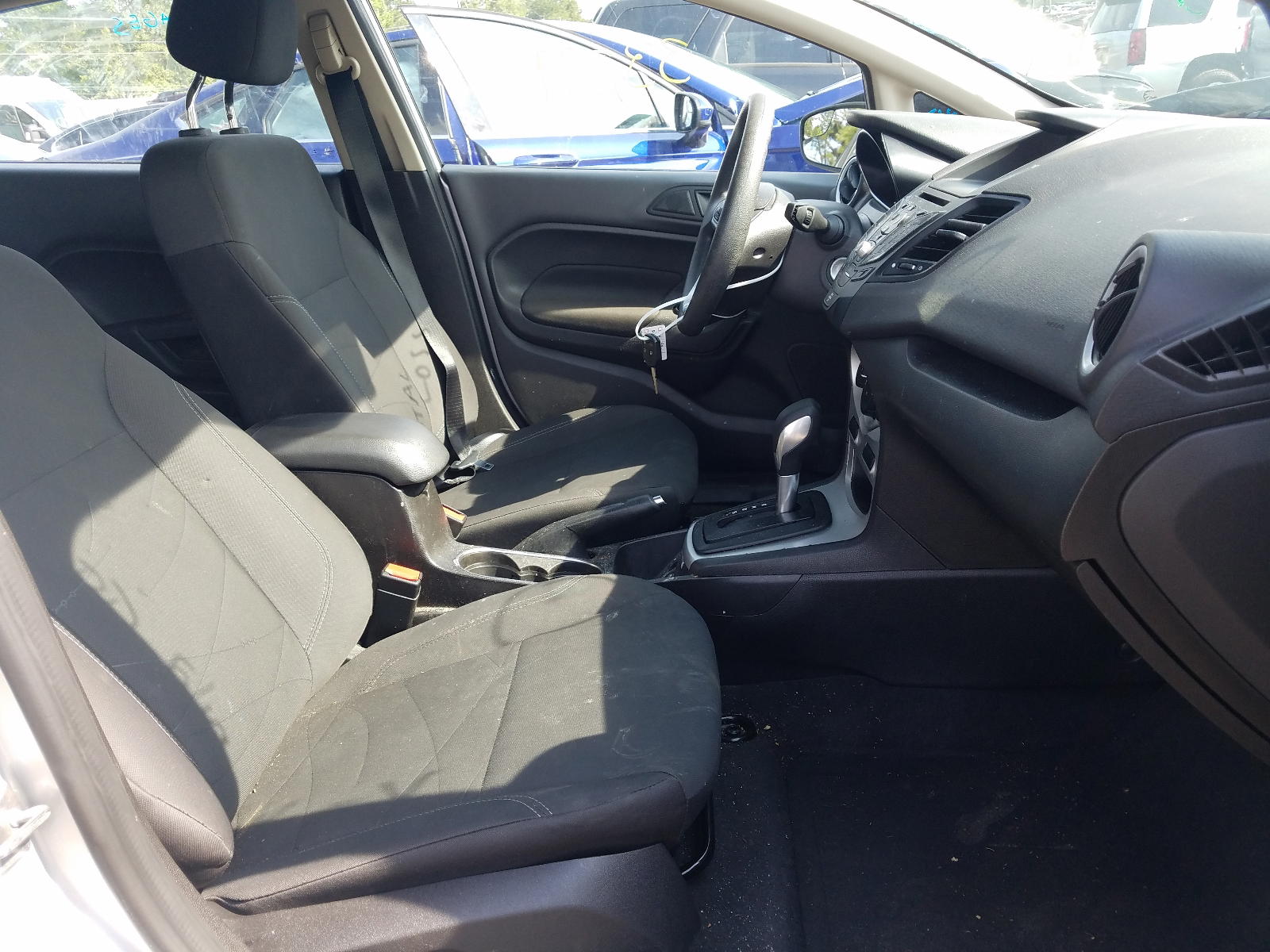 Photo 5 from auction – 2019 FORD FIESTA SE with VIN 3FADP4EJ5KM145367