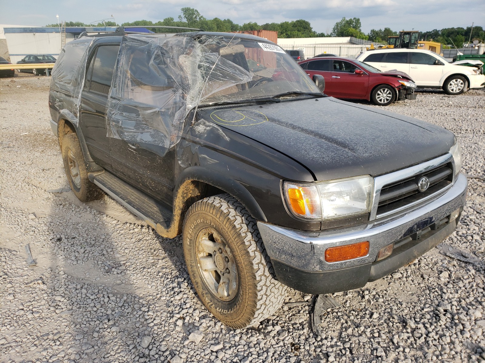 Photo 1 from auction – 1998 TOYOTA 4RUNNER SR with VIN JT3HN86RXW0190220