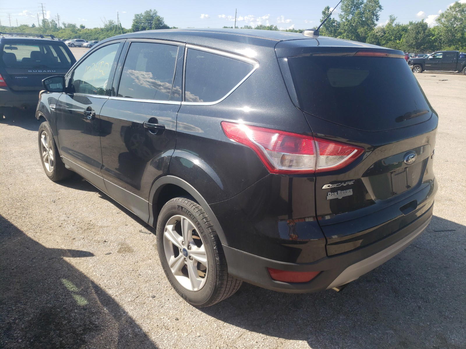 Photo 3 from auction – 2014 FORD ESCAPE SE with VIN 1FMCU0G91EUB98461
