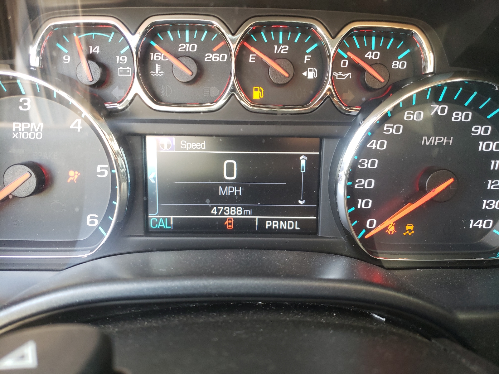 Photo 8 from auction – 2018 CHEVROLET SILVERADO with VIN 1GCRCREC6JZ168082