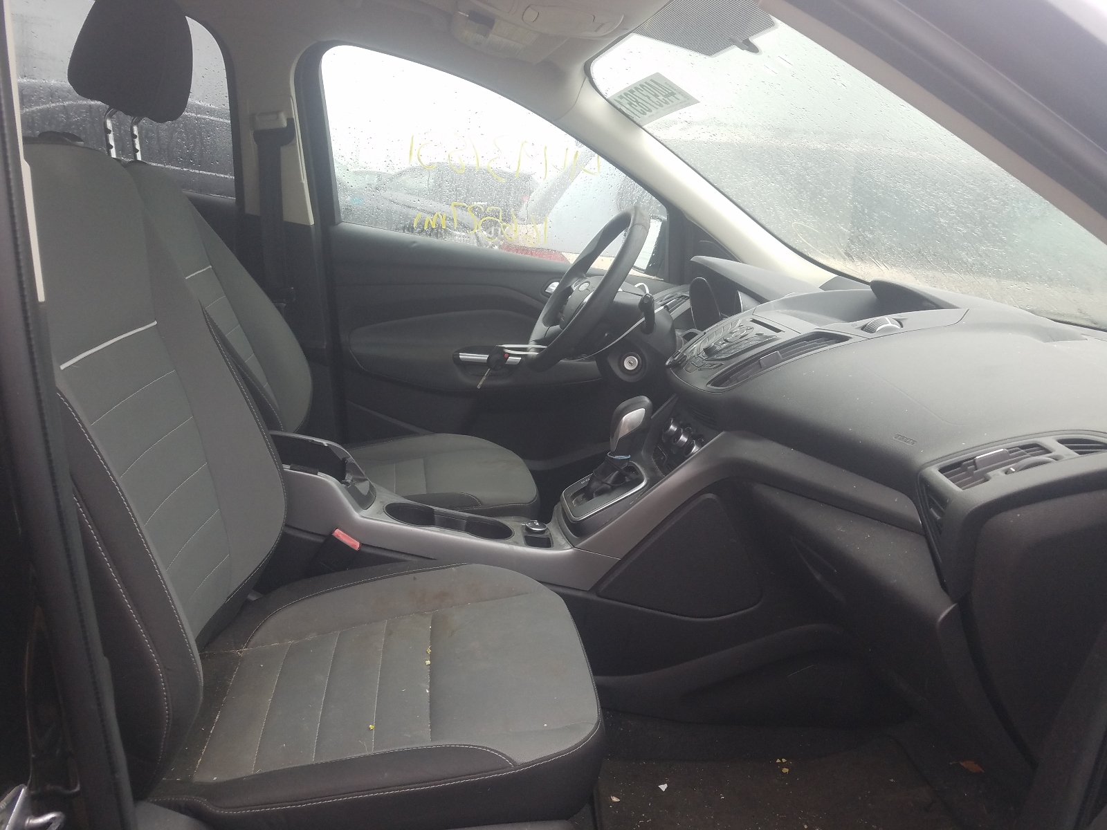 Photo 5 from auction – 2013 FORD ESCAPE SE with VIN 1FMCU0G94DUA35303