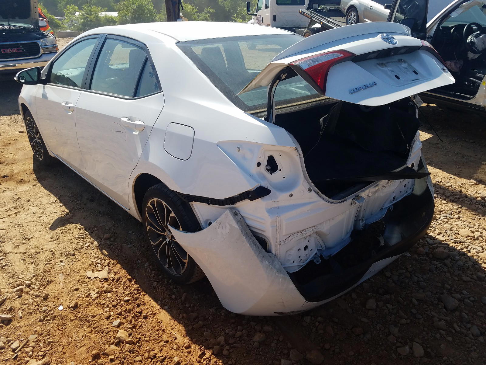 Photo 3 from auction – 2016 TOYOTA COROLLA L with VIN 5YFBURHE0GP387568