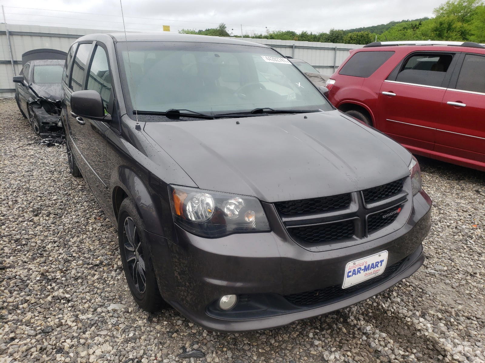 DODGE GRAND CARA 2016 with VIN 2C4RDGEG8GR355203 - Photo from auction