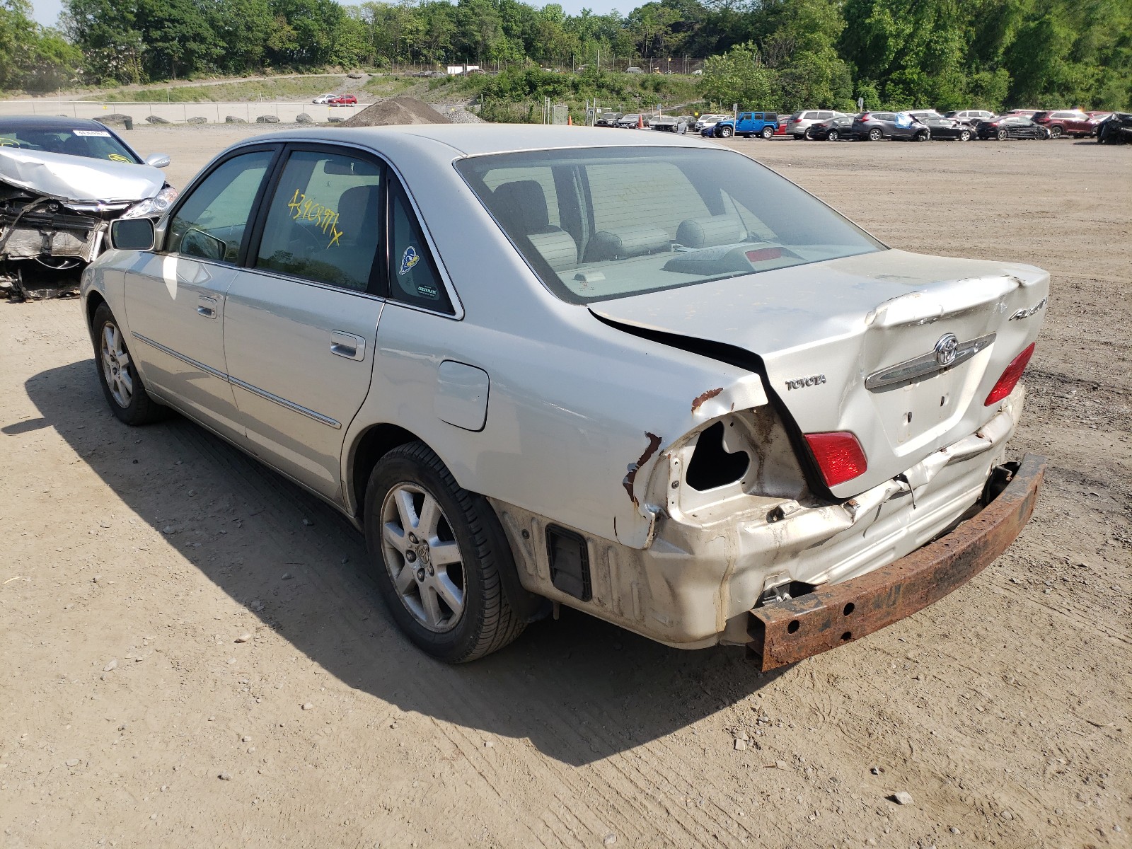 Photo 3 from auction – 2003 TOYOTA AVALON XL with VIN 4T1BF28B63U303690