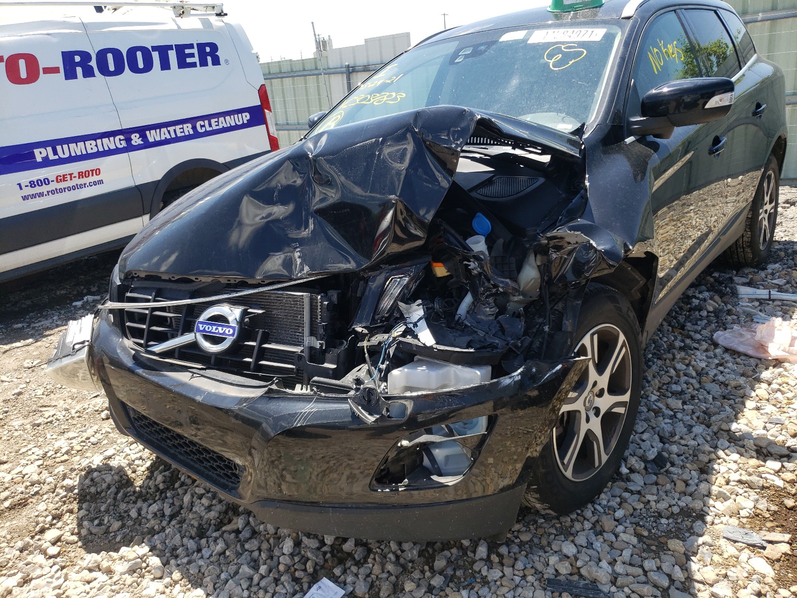 Photo 9 from auction – 2012 VOLVO XC60 T6 with VIN YV4902DZ2C2303783