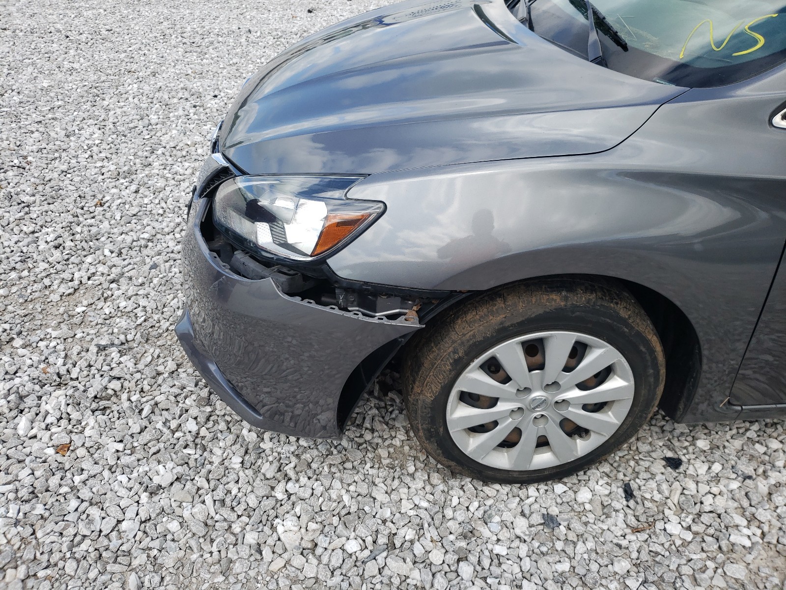 Photo 9 from auction – 2017 NISSAN SENTRA S with VIN 3N1AB7AP7HY252822