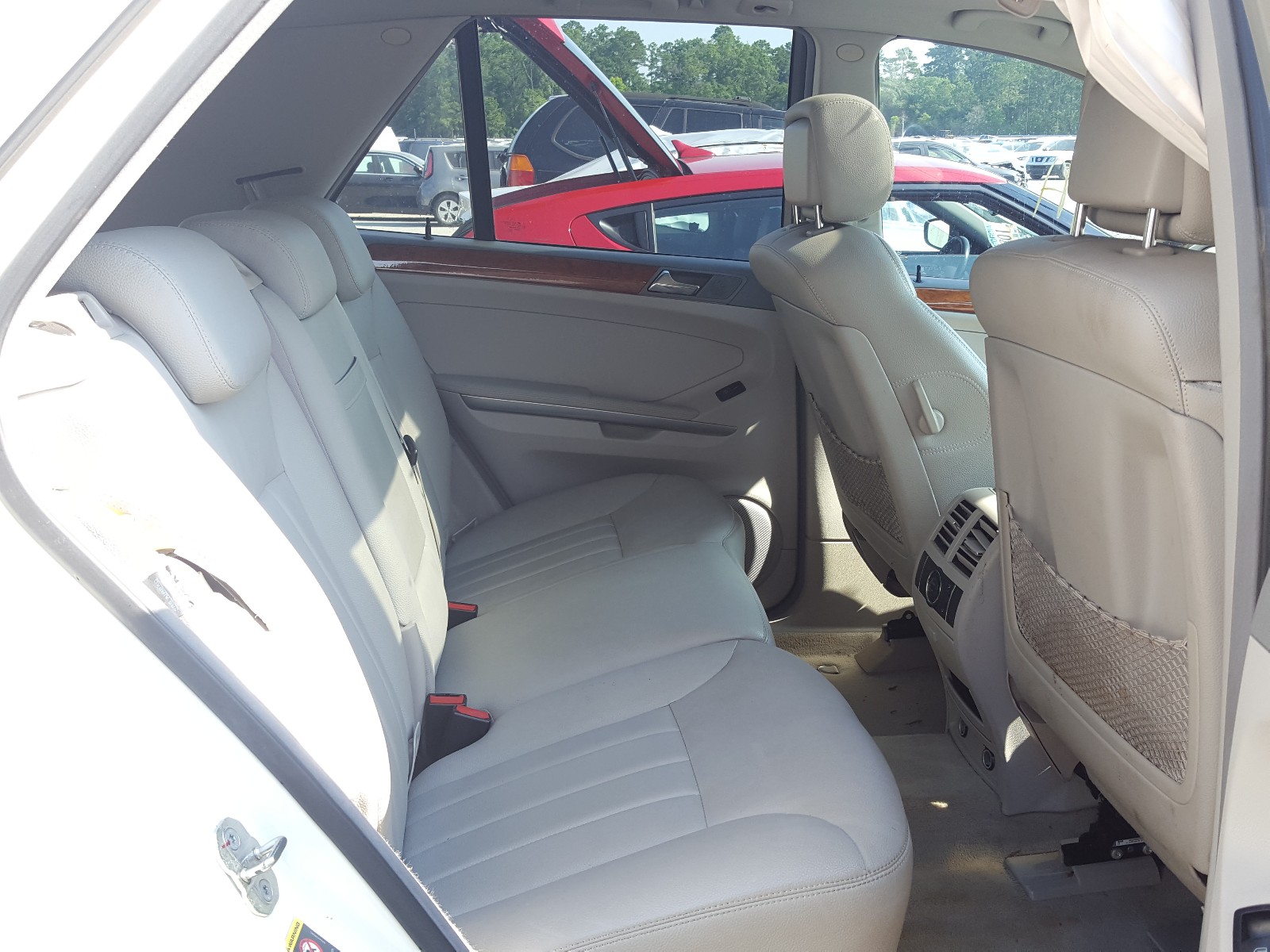 Photo 6 from auction – 2006 MERCEDES-BENZ ML 350 with VIN 4JGBB86E76A026047