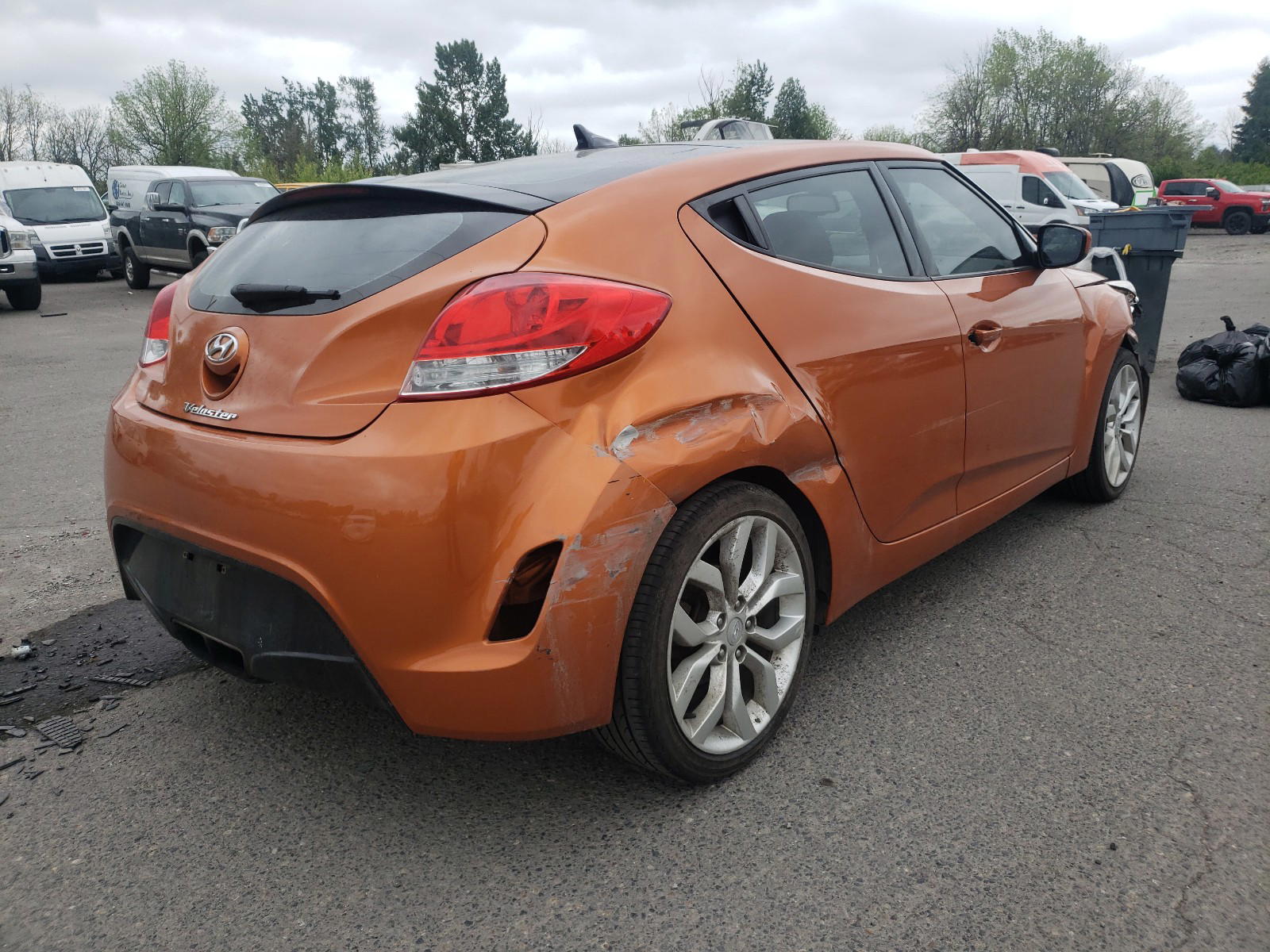 Photo 4 from auction – 2012 HYUNDAI VELOSTER with VIN KMHTC6AD4CU030653
