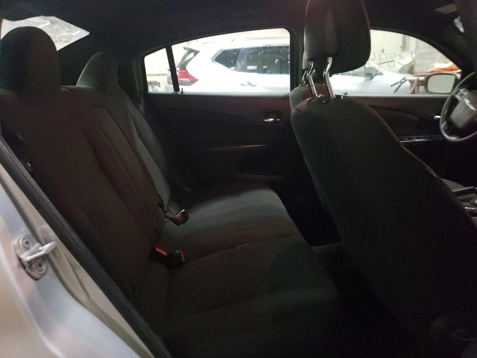 Photo 6 from auction – 2012 CHRYSLER 200 LX with VIN 1C3CCBAB7CN100818