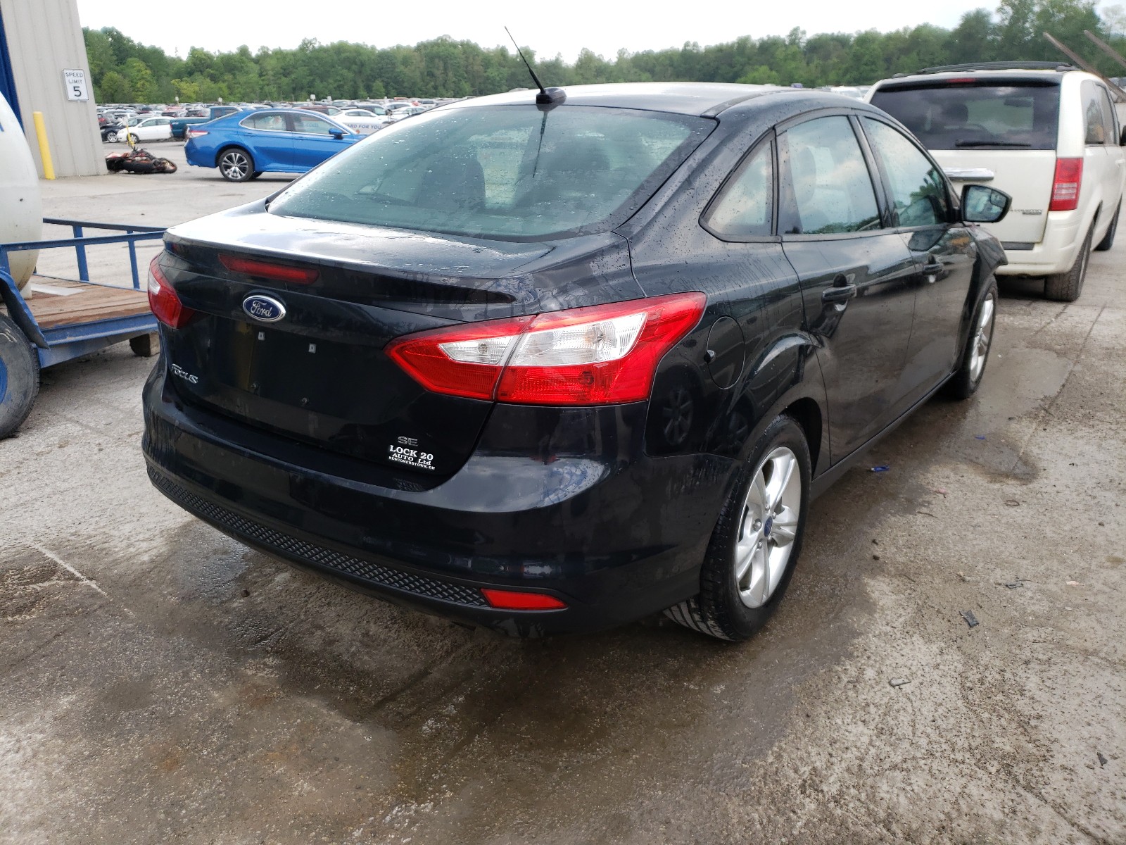Фото 4 с аукциона – 2014 FORD FOCUS SE с VIN 1FADP3F21EL245103