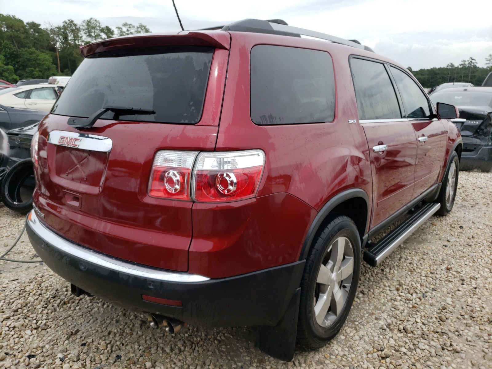 Photo 4 from auction – 2011 GMC ACADIA SLT with VIN 1GKKRRED1BJ321710