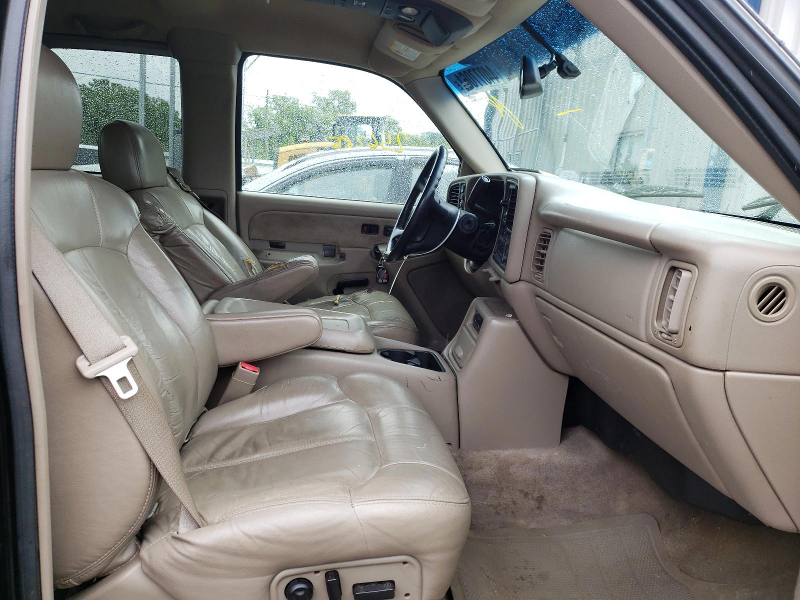 Photo 5 from auction – 2002 CHEVROLET SILVERADO with VIN 2GCEK19T221409384
