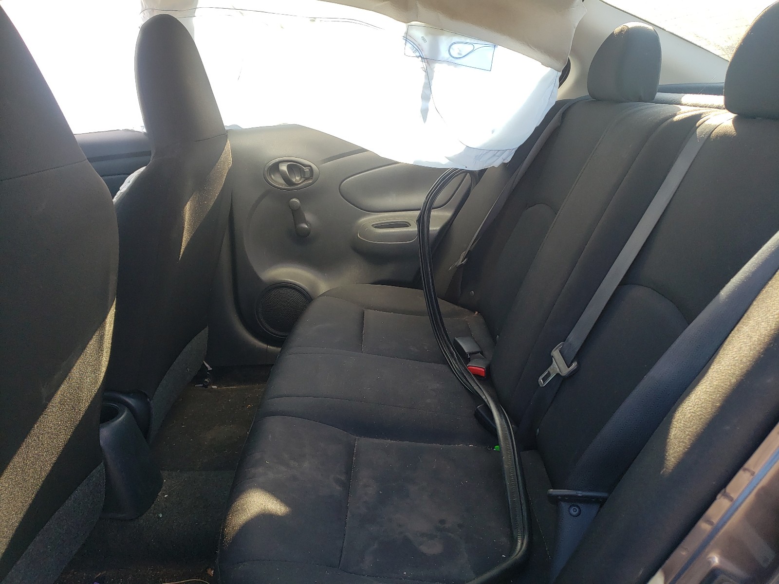 Photo 6 from auction – 2015 NISSAN VERSA S with VIN 3N1CN7AP0FL914881
