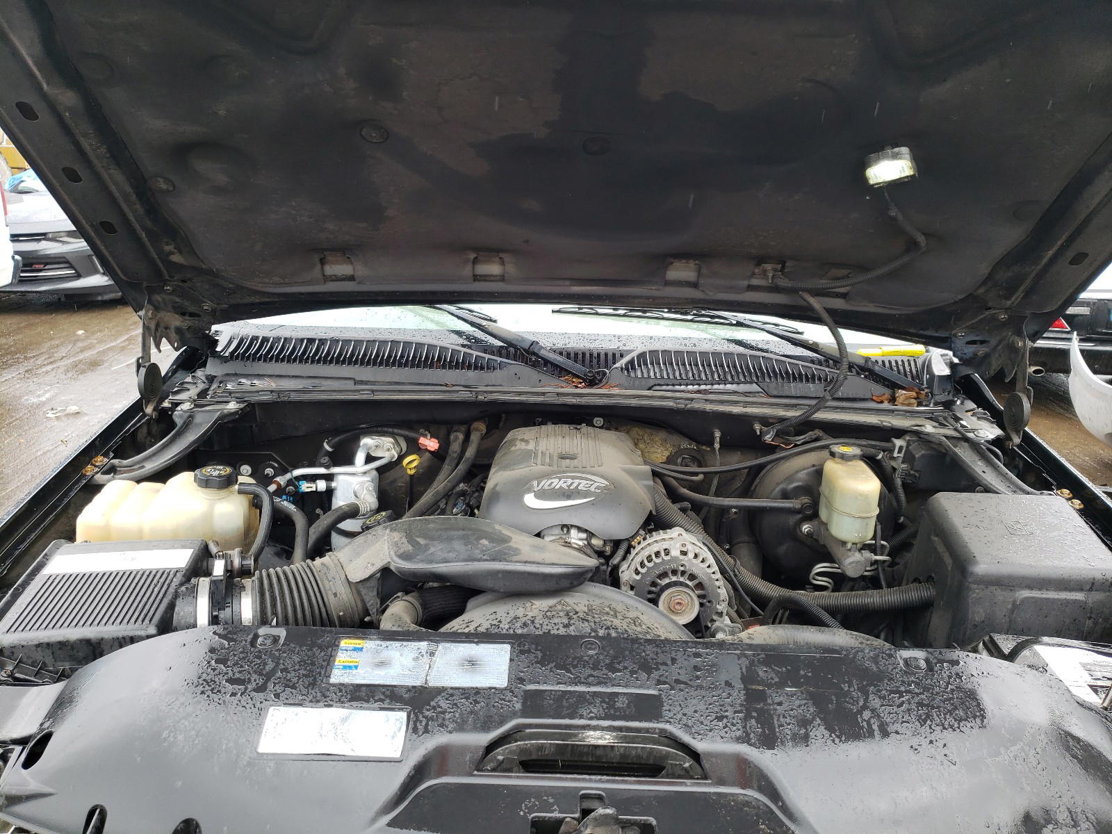 Photo 7 from auction – 2002 CHEVROLET SILVERADO with VIN 2GCEK19T221409384