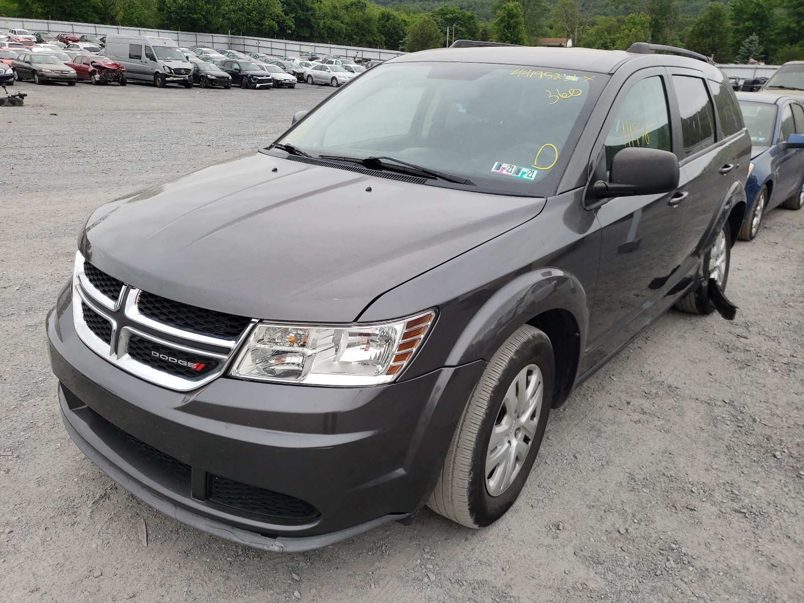Photo 2 from auction – 2016 DODGE JOURNEY SE with VIN 3C4PDCAB4GT232988