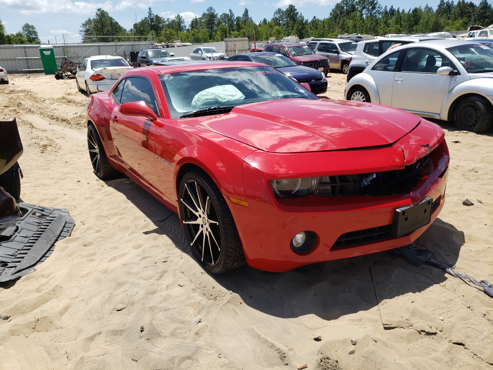 CHEVROLET CAMARO LT 2011 with VIN 2G1FC1ED9B9180616 - Photo from auction