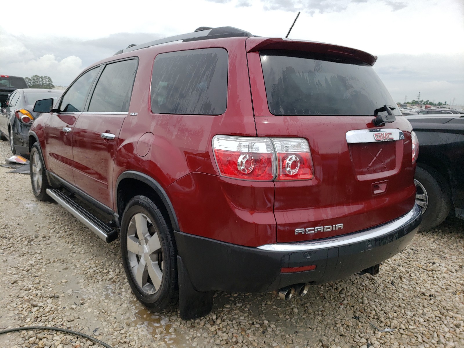 Photo 3 from auction – 2011 GMC ACADIA SLT with VIN 1GKKRRED1BJ321710