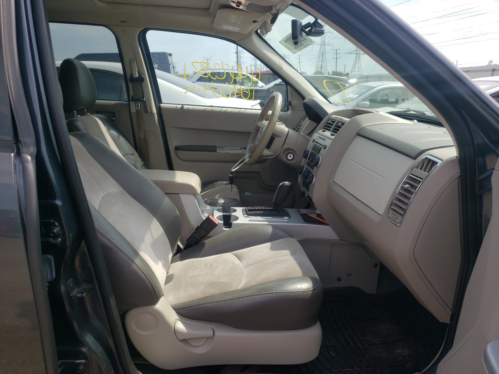 Photo 5 from auction – 2008 MERCURY MARINER with VIN 4M2CU87108KJ27730