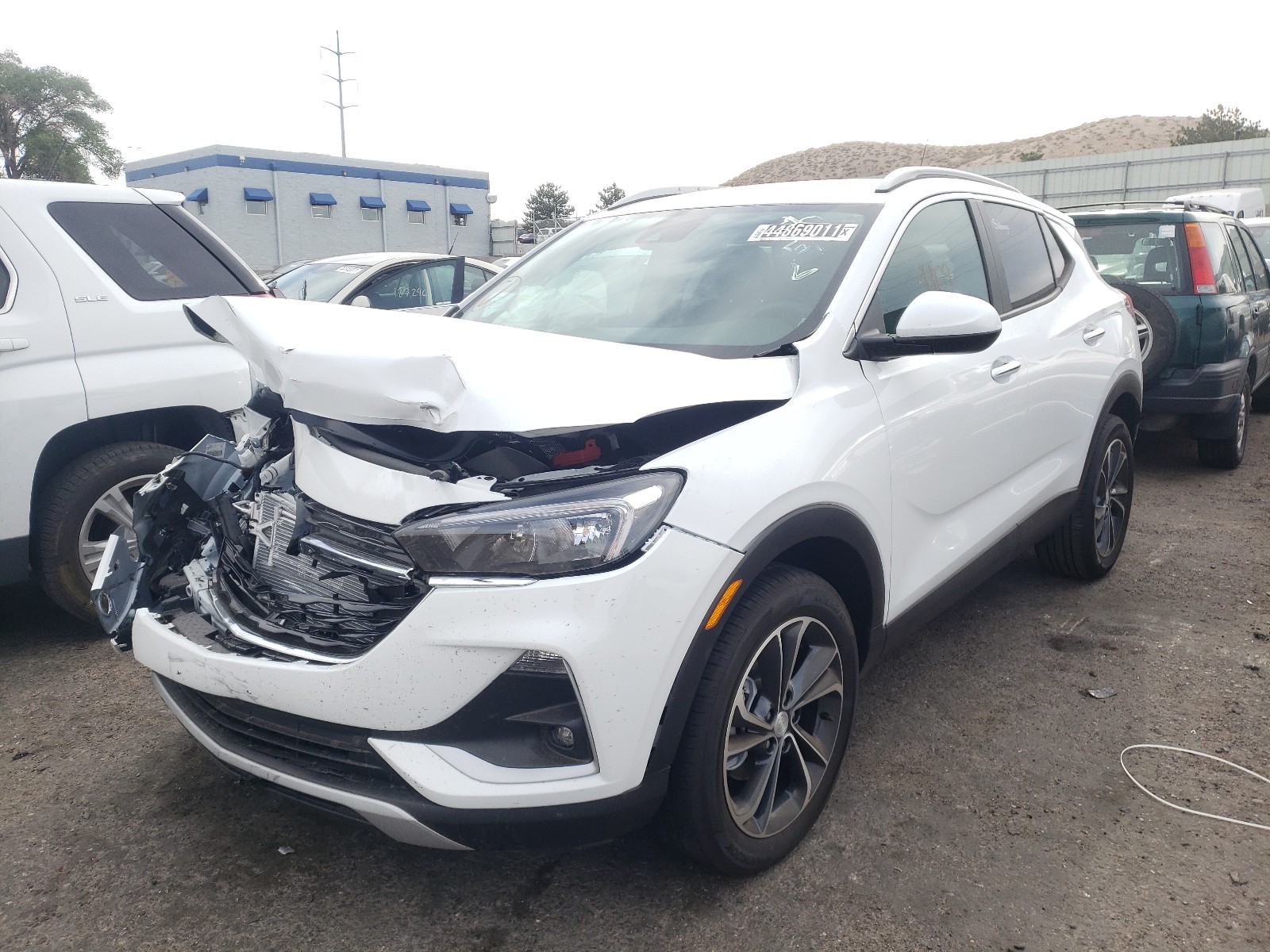 Zdjęcie 2 z aukcji – 2021 BUICK ENCORE GX z VIN KL4MMDSL2MB154122