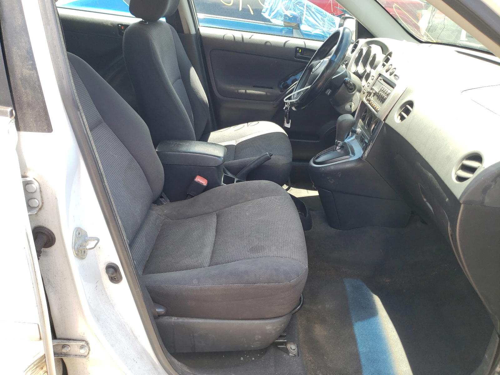 Photo 5 from auction – 2006 PONTIAC VIBE with VIN 5Y2SL65896Z408678